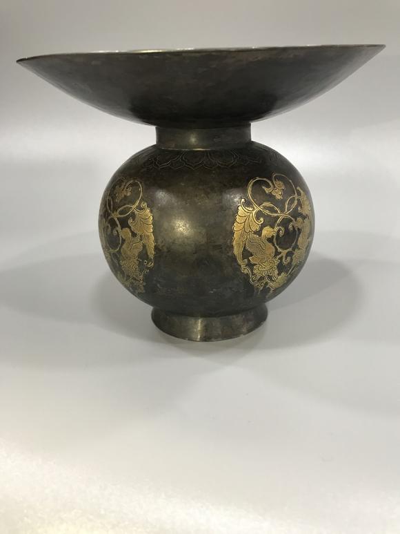 tang dynasty silver gilt vessel 唐代银鎏金渣斗