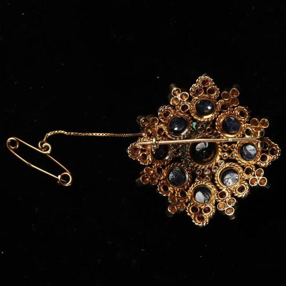 Horizontal Enchère Signed Ilias Lalaounis Byzantine 18K Gold Multi-Gem Star Brooch