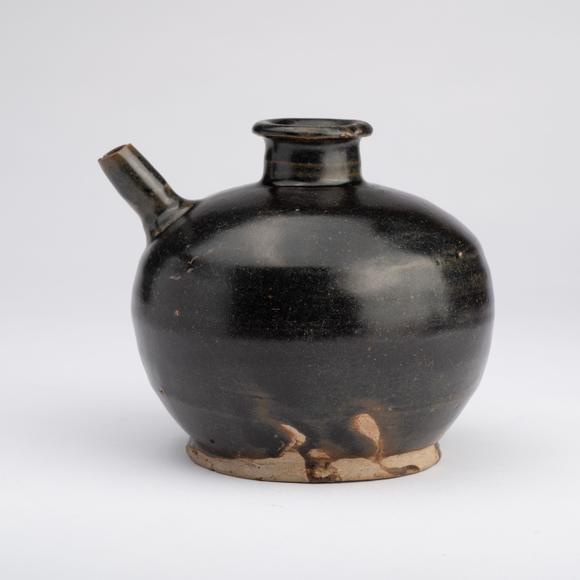 千峰會(huì)黑釉壺