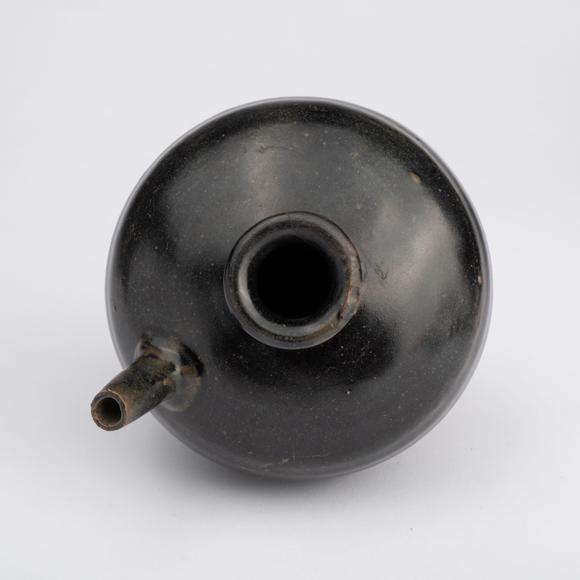 千峰會(huì)黑釉壺