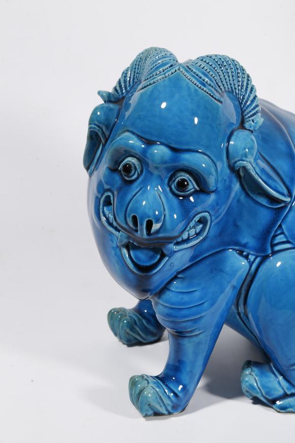 弘楊株式會(huì)社松石綠釉獸形擺件
