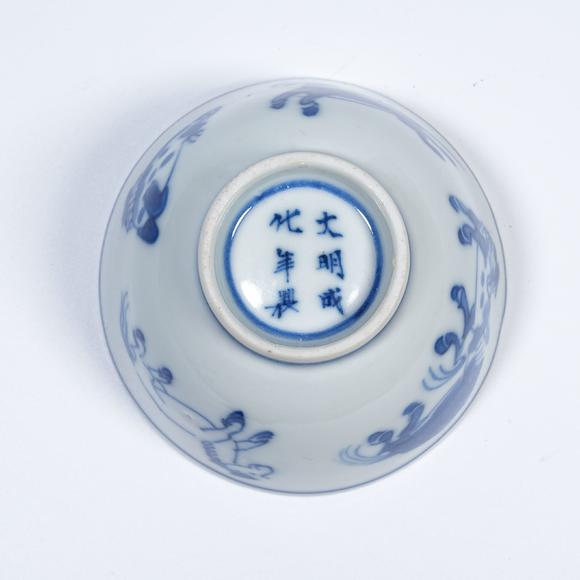 弘楊株式會(huì)社青花駿馬圖杯