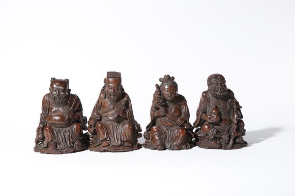 弘楊株式會社根雕八仙形擺件（一套）