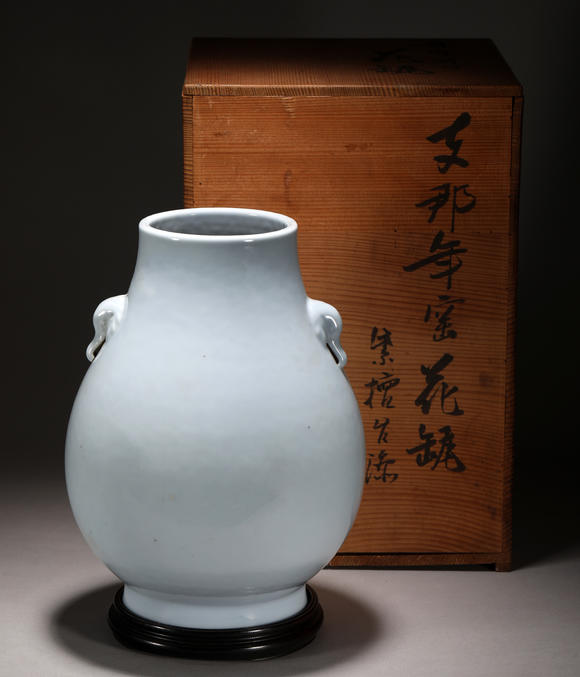 三杉美術(shù)清 仿汝釉象耳尊