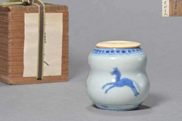 三杉美術(shù)明 染付飛馬圖束腰壺