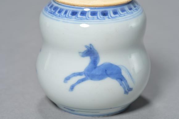 三杉美術(shù)明 染付飛馬圖束腰壺
