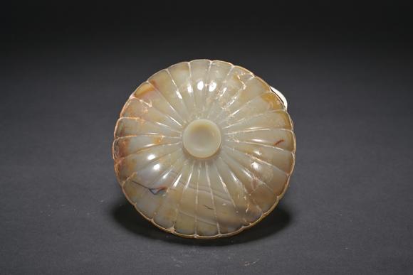 三杉美術(shù)宋 瑪瑙菊瓣紋碗鑲金口