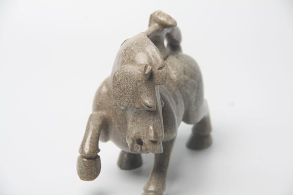 蘭亭古美術(shù)オークション唐人騎馬玉俑