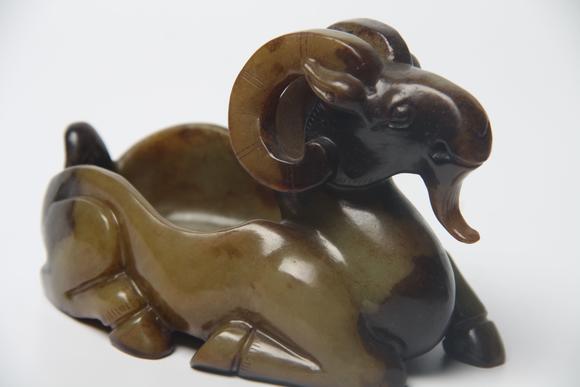 蘭亭古美術(shù)オークション隋代 和闐玉羊洗