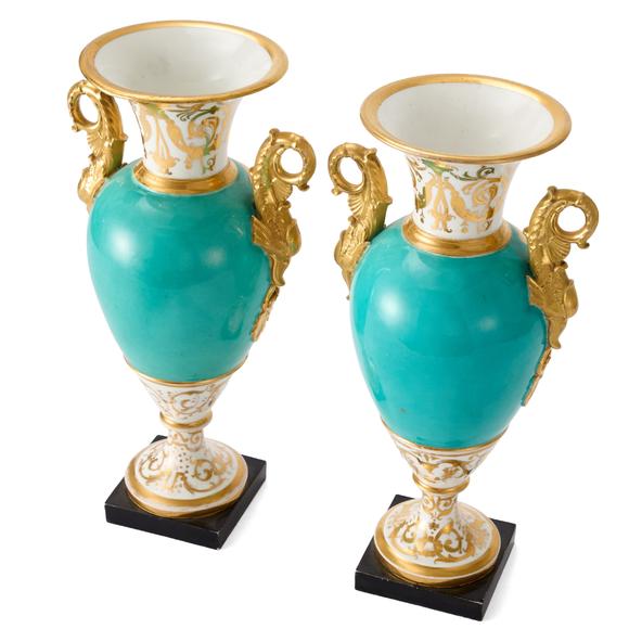 Duke's Auctions Lot 1 A PAIR OF ENGLISH PORCELAIN VASES