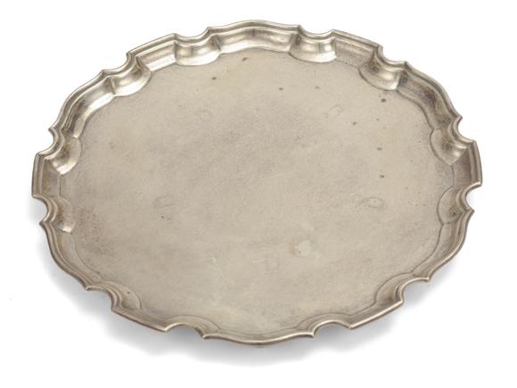 Duke's Auctions Lot 72 A GEORGE V SILVER CIRCULAR SALVER