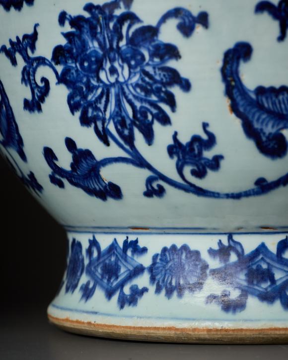 Duke's Auctions Lot 7 AN IMPRESSIVE PAIR OF CHINESE PORCELAIN BLUE AND WHITE JARDINIERES