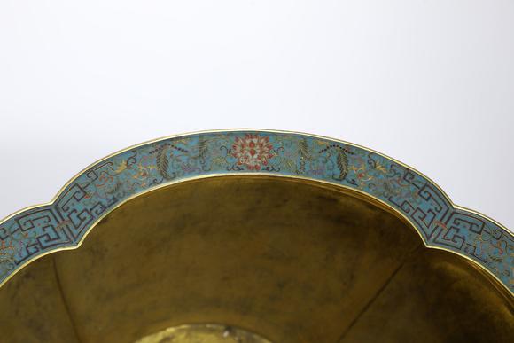 TrésOrs de ParisGrand bac cloisonné chinois ancien à oiseaux et fleurs, 18–19 s.
