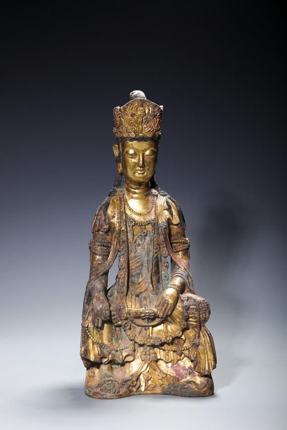 SEAVIEW AUCTIONS PTY LTDA Gilt Bronze Seated Guanyin Bodhisattva, China, 10th–13th centuries