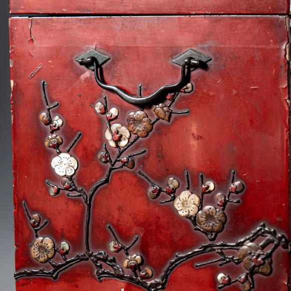 大阪國(guó)際嵌螺鈿花鳥(niǎo)盒