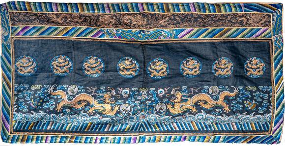 大阪國際清 緙絲海濤雲(yún)龍紋帷幕