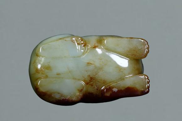 東京蕓術(shù)明以前 青銅獸頭觥