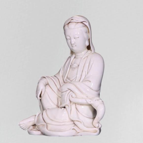 東京蕓術(shù)何朝宗 德化白瓷觀音擺件