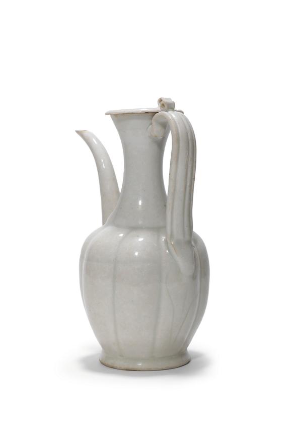Castle AuctionA Qingbai Glaze Lobed Ewer, 12th–13th C Pr.