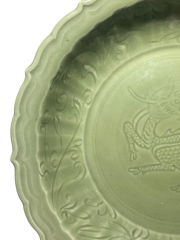 Castle AuctionA Chinese large Longquan celadon dish, Ming Dynasty Pr. 