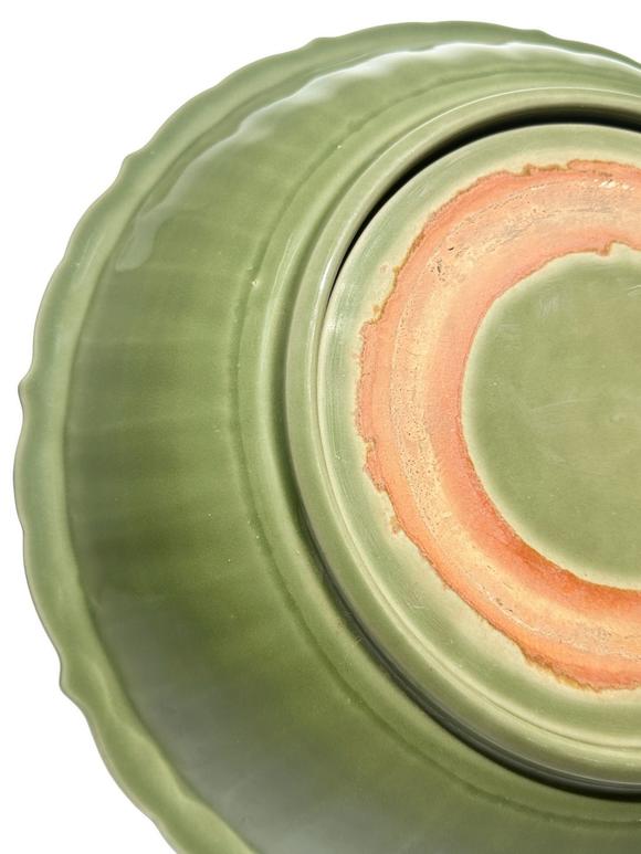 Castle AuctionA Chinese large Longquan celadon dish, Ming Dynasty Pr. 