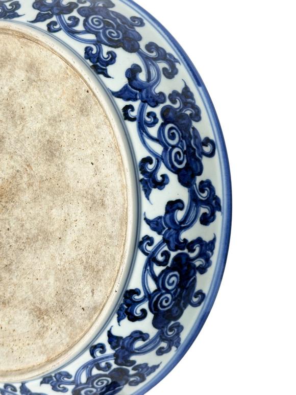 Castle AuctionA Chinese blue-and-white parrot plate, Ming Dynasty Pr. 