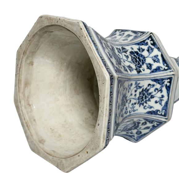 Castle AuctionBlue-and-white entwined floral candle holder, Ming Dynasty Pr. 