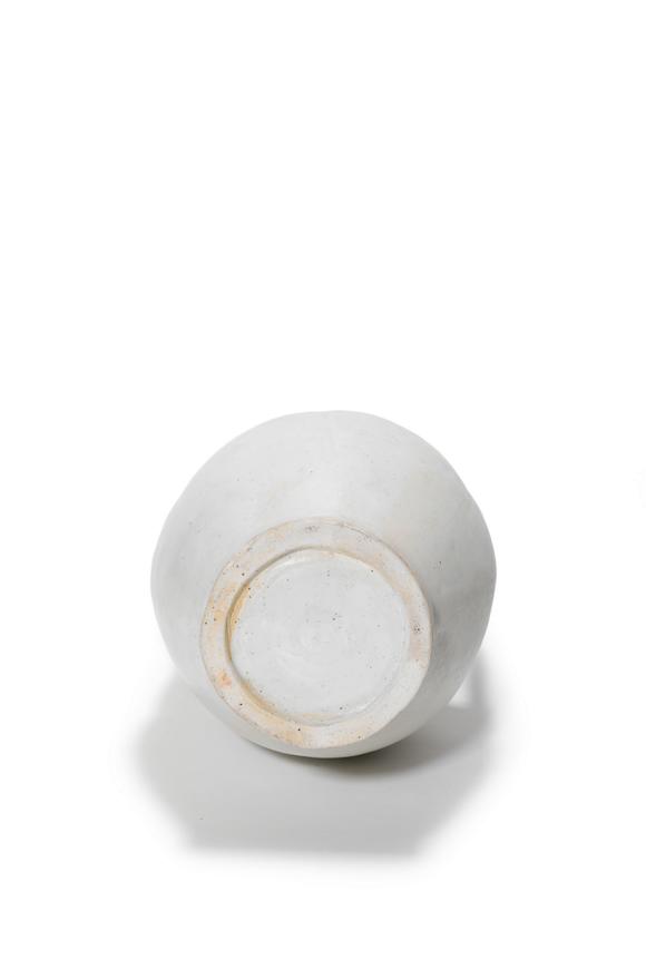 Castle AuctionA White Glaze Ewer and Two Black Glaze Tea Bowls with Metal Rims, 10th–13th C Pr.