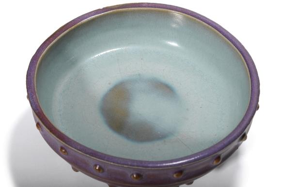 Castle AuctionA Jun Kiln Purple Splashed Tripod Narcissus Basin, 12th–14th C Pr.