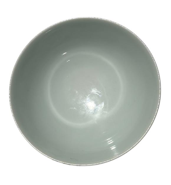 Castle AuctionA Chinese lided Famille Rose bowl, YongZheng Pr. 