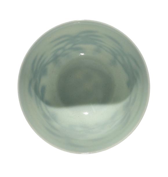 Castle AuctionA Chinese Blue-and-white floral cup, Ming Dynasty Pr. 