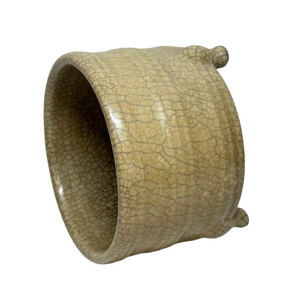 Castle AuctionA guan ware censor, Ming Dynasty Pr. or earlier.
