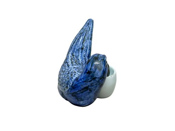 Castle AuctionA miniature Blue and white bird-feeding jar, Ming Dynasty Pr. 