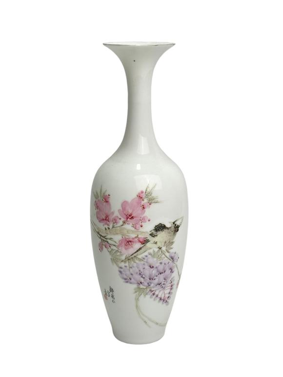 Castle AuctionA Chinese Famille Rose vase, 1960's Pr.