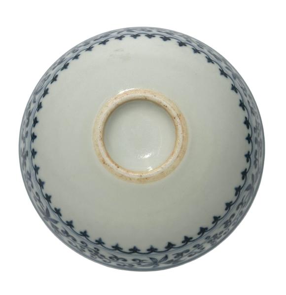 Castle AuctionBlue and white floral flowers cup, Ming Dynasty Pr. 