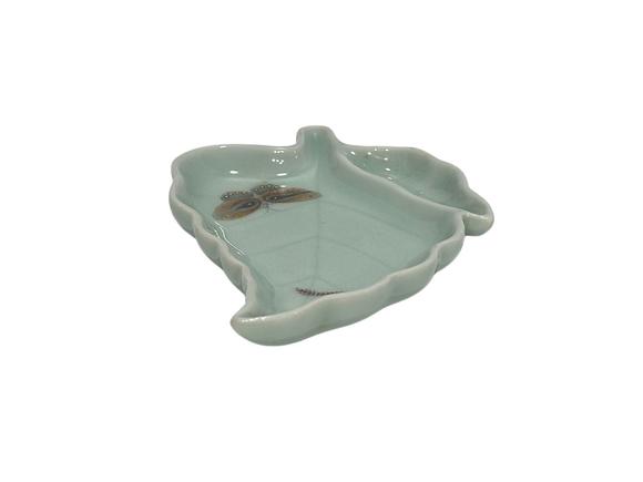 Castle AuctionA Chinese light Blue brush pot, Qian Long Pr. 