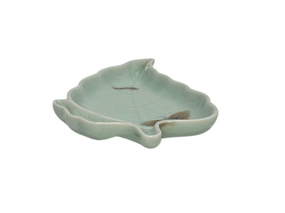 Castle AuctionA Chinese light Blue brush pot, Qian Long Pr. 