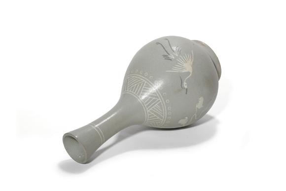 Castle AuctionA Korean Celadon Crane Yuhuchun Vase, 12th–14th C Pr.