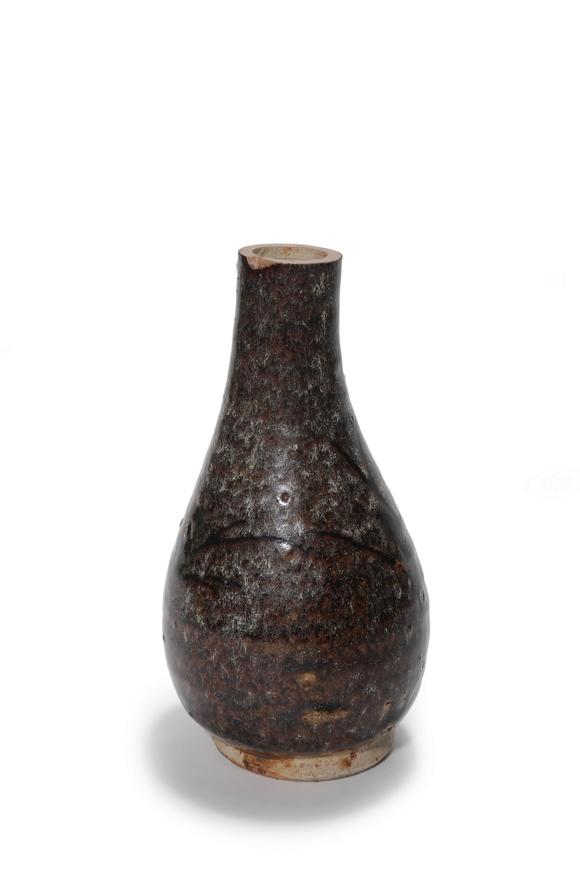 Castle AuctionA Jizhou Kiln Splashed Black Glaze Vase, 12th–13th C Pr.