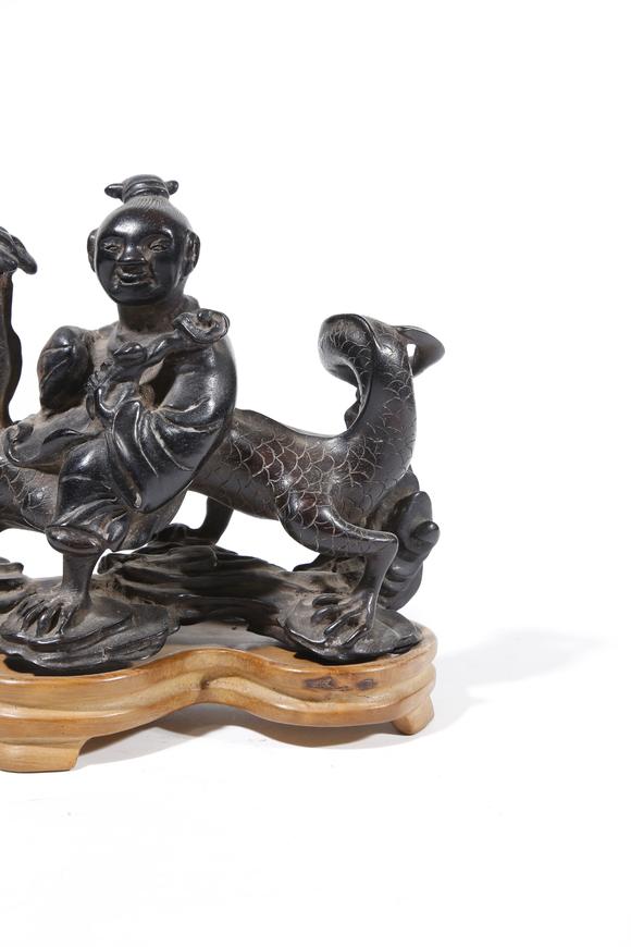 弘楊株式會(huì)社紫檀木雕造像