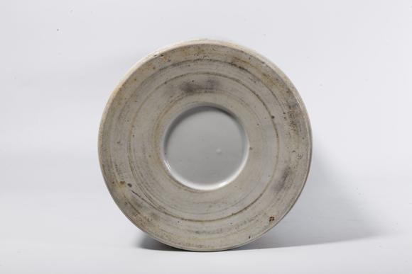 弘楊株式會(huì)社鬥彩纏枝花卉紋帽筒（一對(duì)）