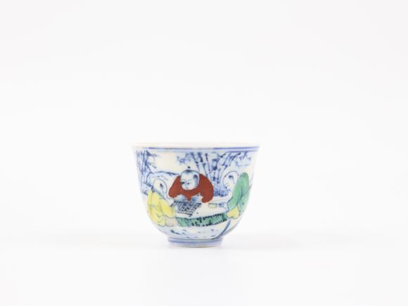 北京崇仁拍賣成化年制半彩對弈杯