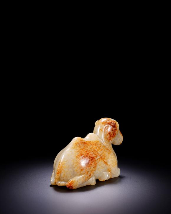 金澤美術(shù)和田玉沁色臥駝