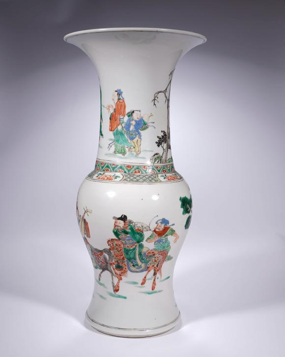 Cascade'sQing Kangxi colorful and colorful Zhaojun out of the fortress Feng Wei Zun | 清康熙 五彩加彩昭君出塞鳳尾尊
