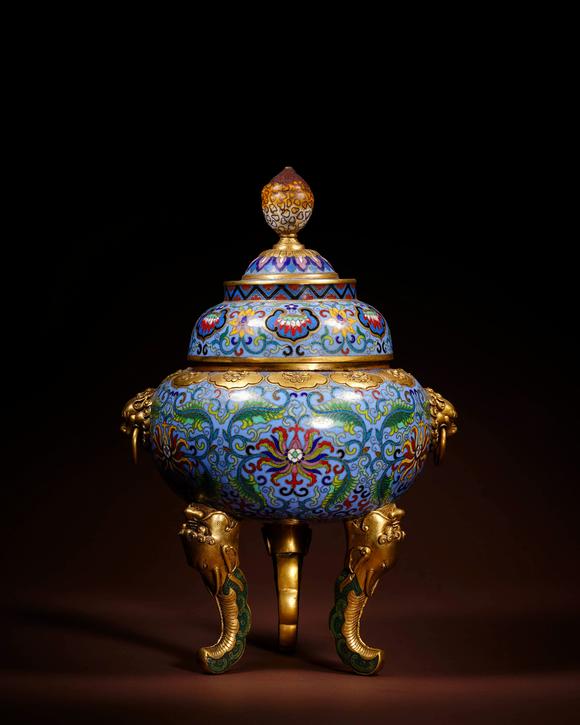 Cascade'sQingganlong copper tire cloisonne enamel elephant foot cover furnace | 清乾隆 銅胎掐絲琺瑯象足蓋爐