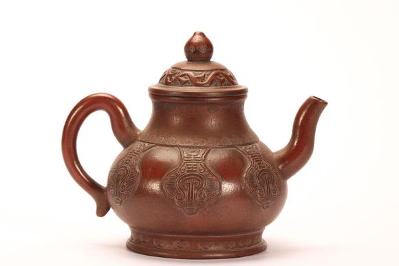 Eden Fine Antiques Galleries LLCA CHINESE YIXING ZISHA TEAPOT