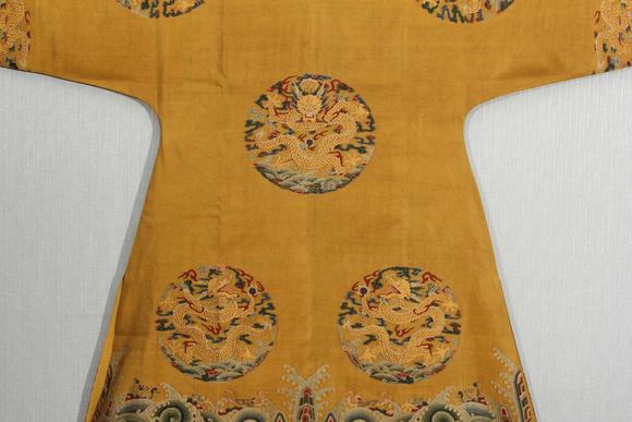 Eden Fine Antiques Galleries LLCA CHINESE KESI ROUNDEL DRAGON ROBE
