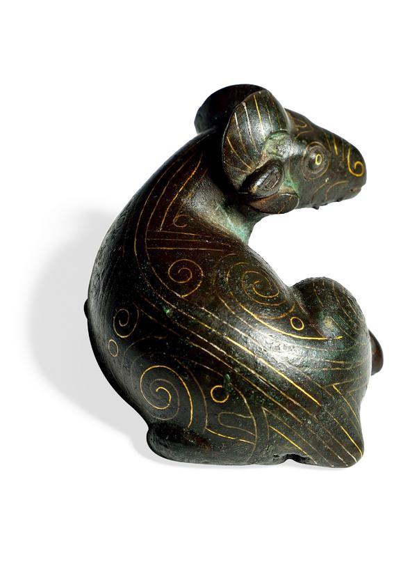 華藝國(guó)際明  銅錯(cuò)金羊鎮(zhèn)