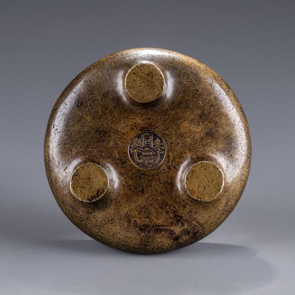 大阪美術(shù)商會明宣德 古銅鬲式爐