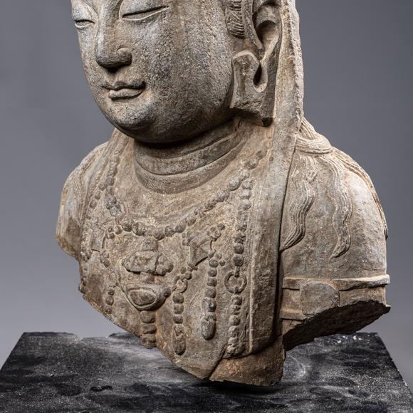 大阪美術(shù)商會(huì)唐 十一面觀音半身像